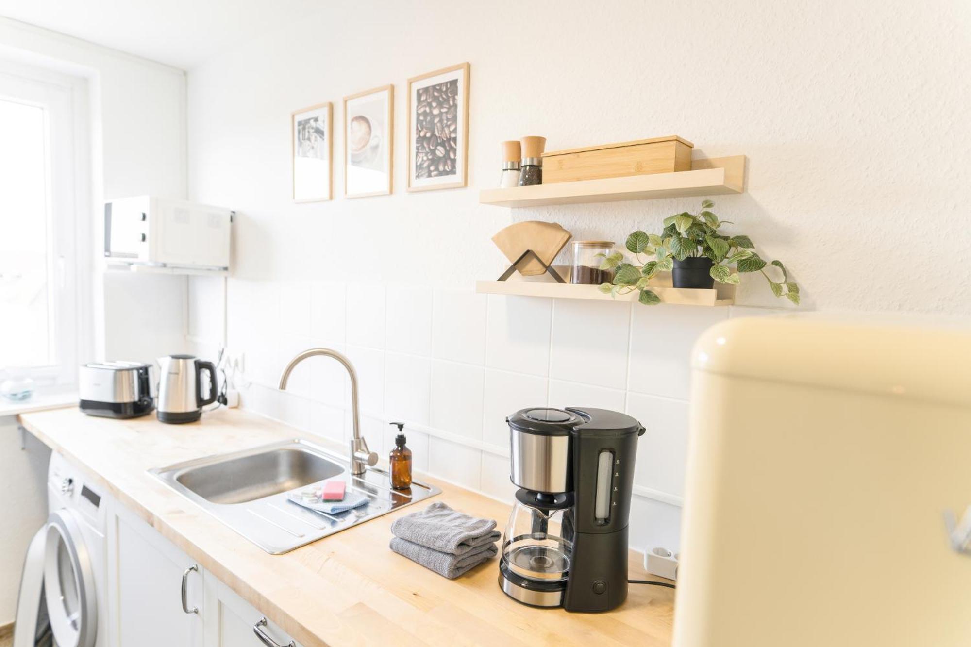 Wolfsburg Innenstadt - Happyhome - Direkt In Der Porschestrasse, 5 Personen & Kind, 3 Zimmer ภายนอก รูปภาพ